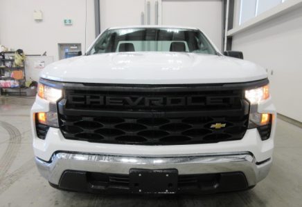 
								2023 CHEVROLET SILVERADO full									