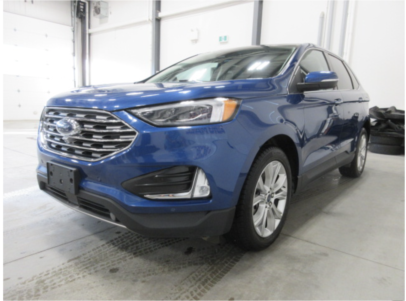 
								2022 FORD EDGE full									