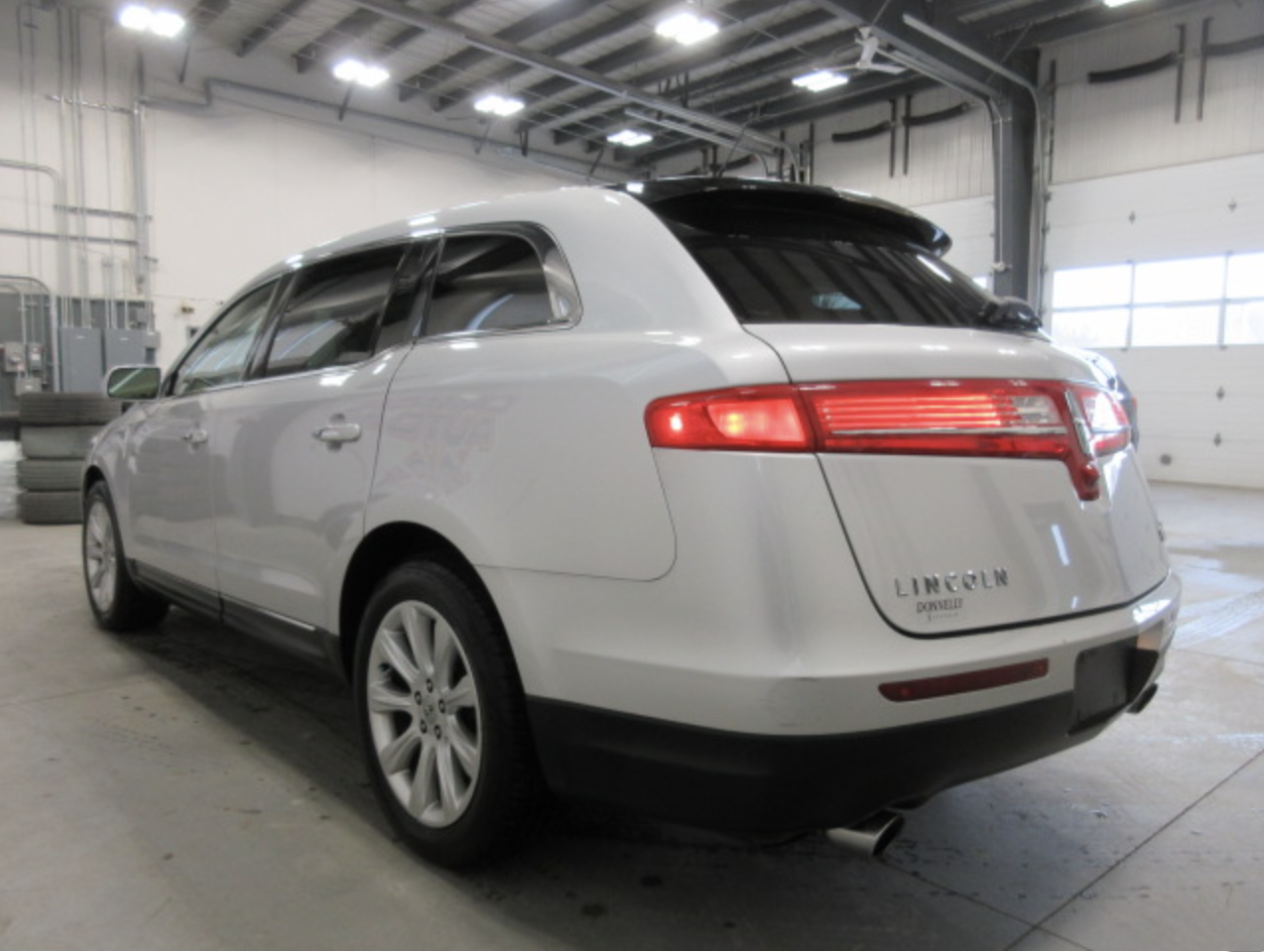 
								2018 LINCOLN MKT full									