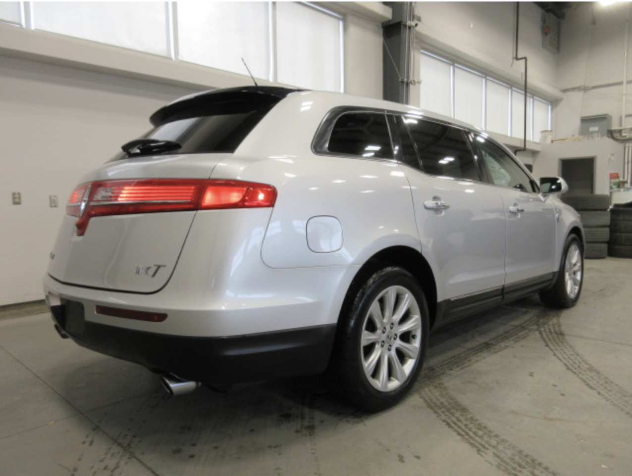 
								2018 LINCOLN MKT full									