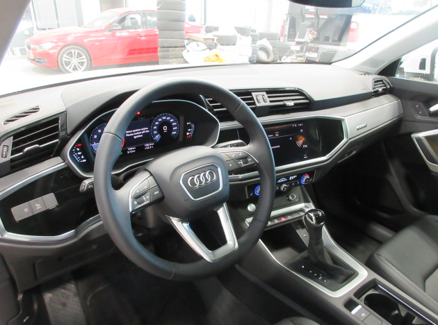 
								2021 AUDI Q3 PROGRESSIV full									