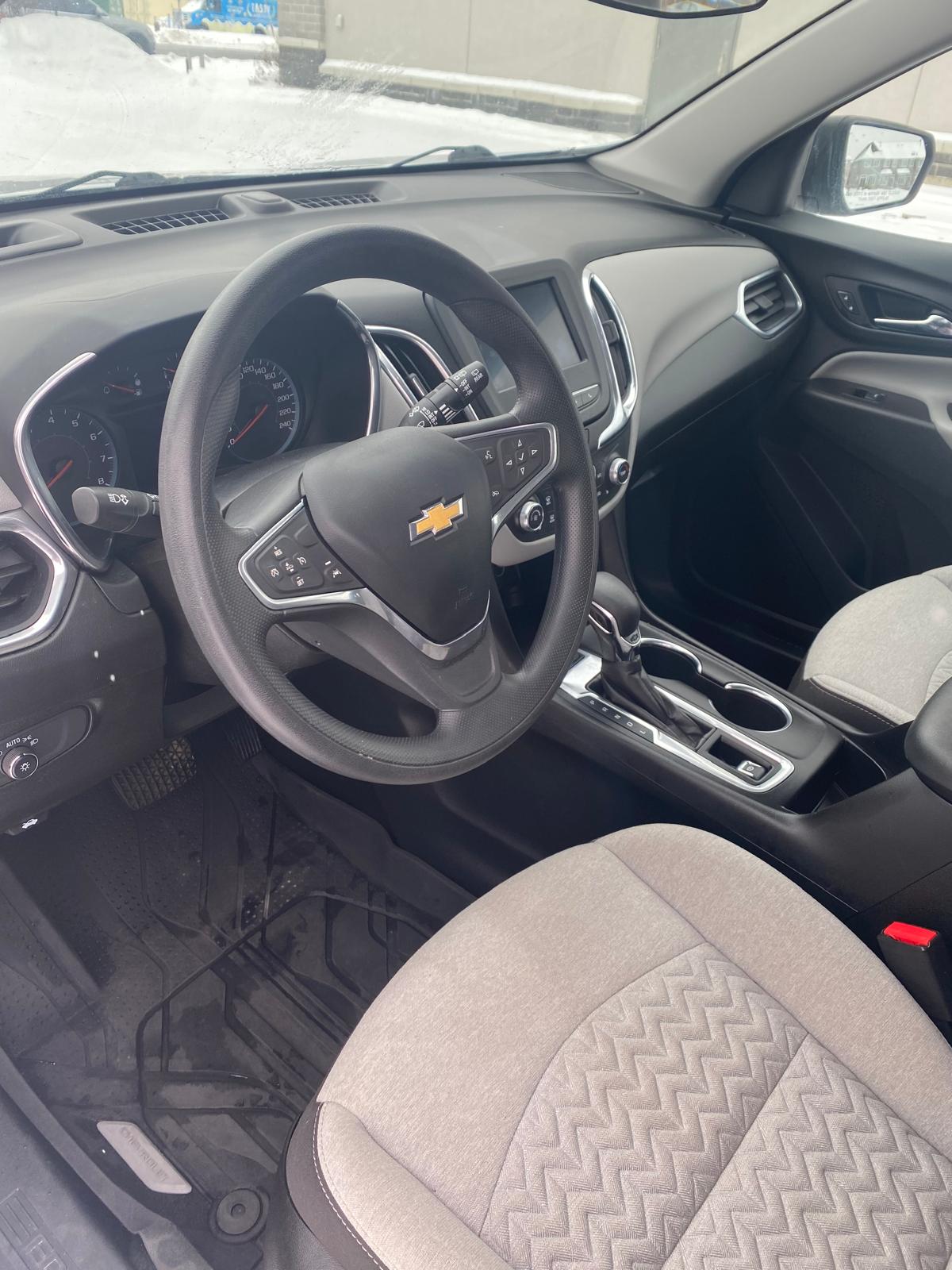 2022 Chevrolet Equinox LS