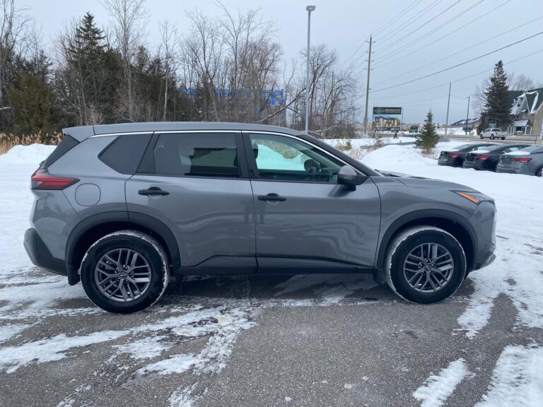 2022 nissan rogue s