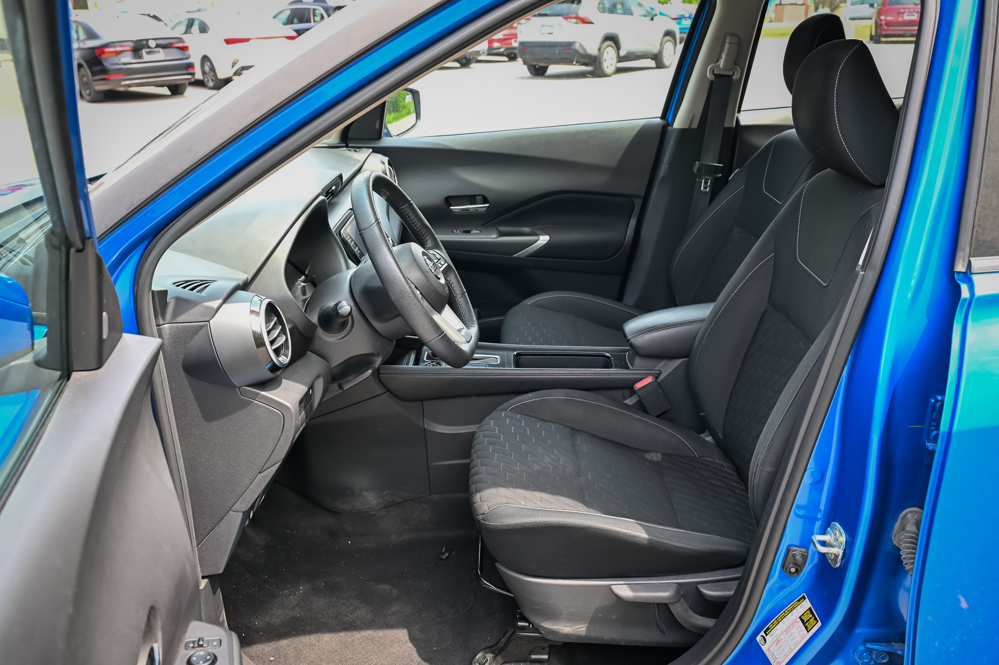 2021 NISSAN KICKS