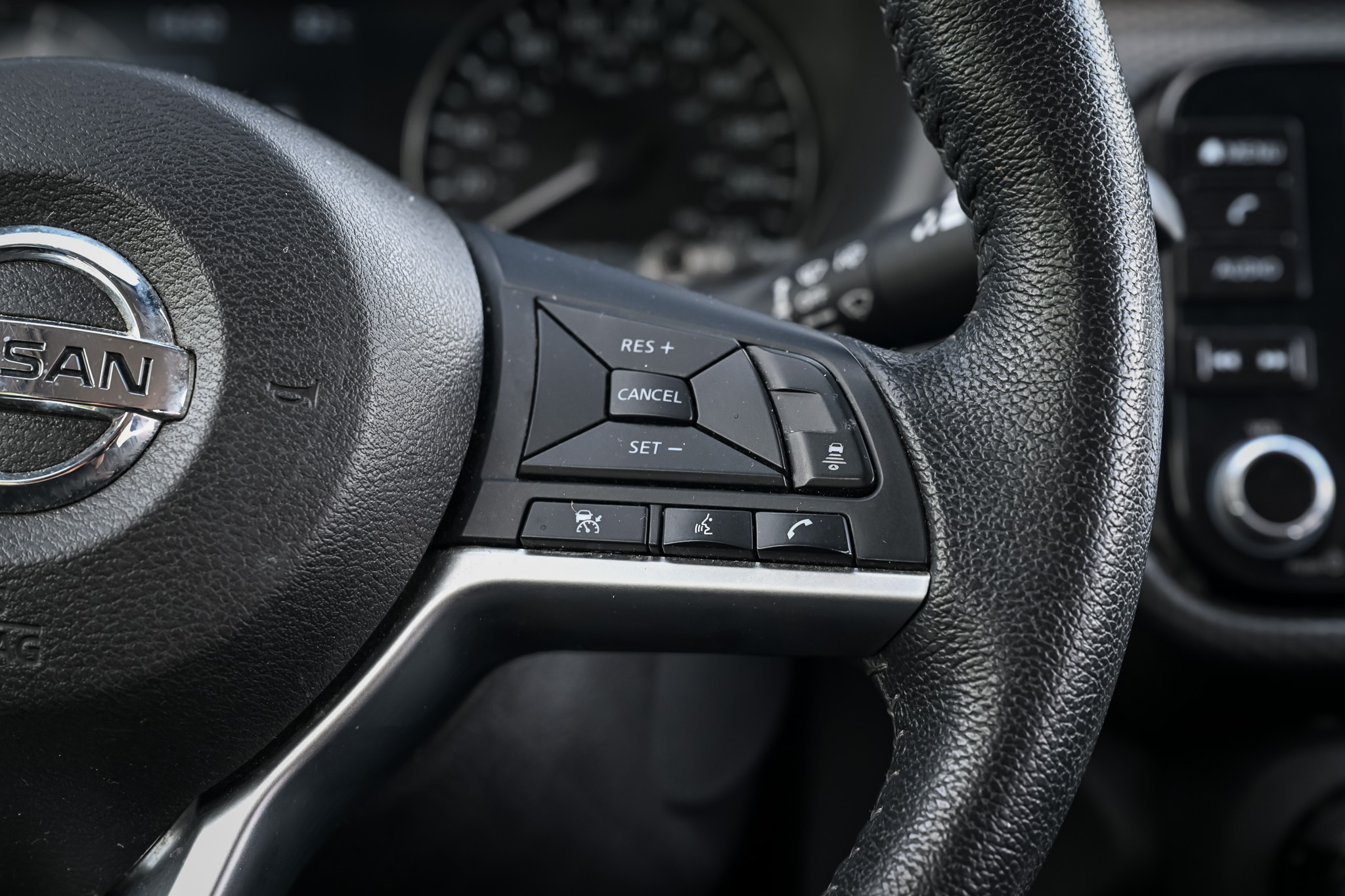 2021 NISSAN KICKS