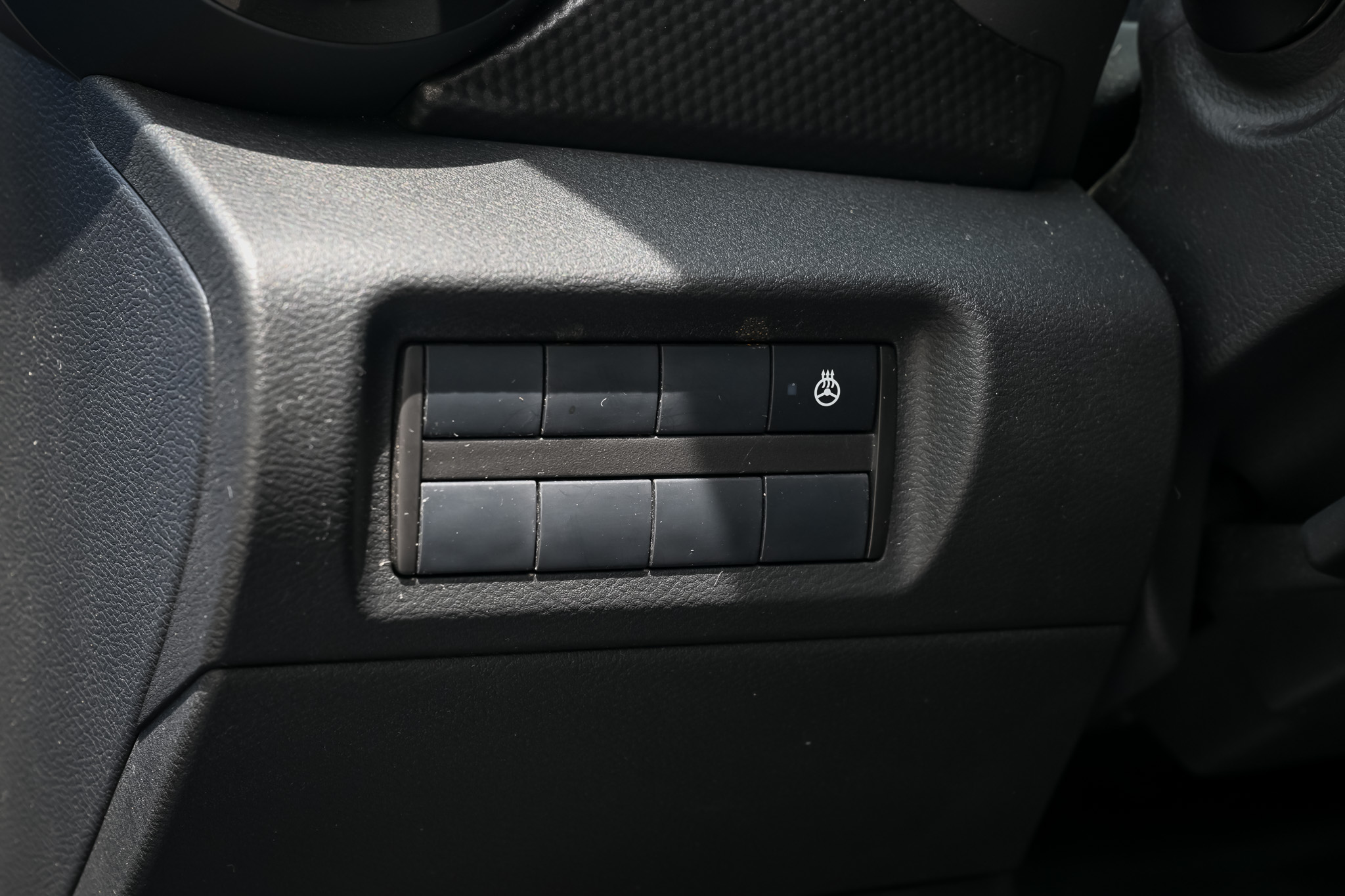 2021 NISSAN KICKS